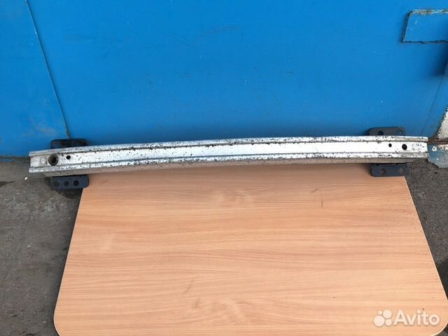 Усилитель заднего бампера Audi Q7