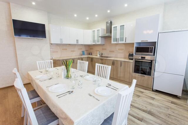 2-к. квартира, 65 м², 10/12 эт.