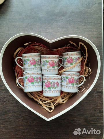 Подарочный сервиз из фарфора на 6 персон