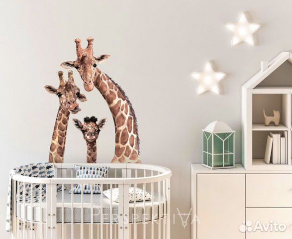 Наклейки на стену и окна