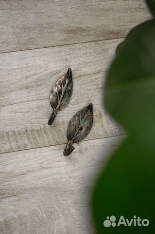 Кованый крючок-вешалка 