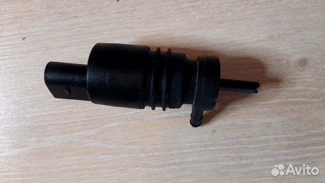 Моторчик бачка омывателя Mercedes C-Class W203