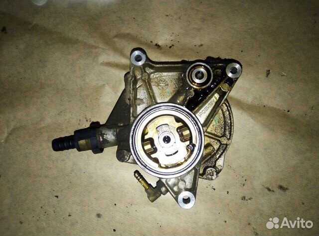 Вакуумный насос Порш каен 957 4.8