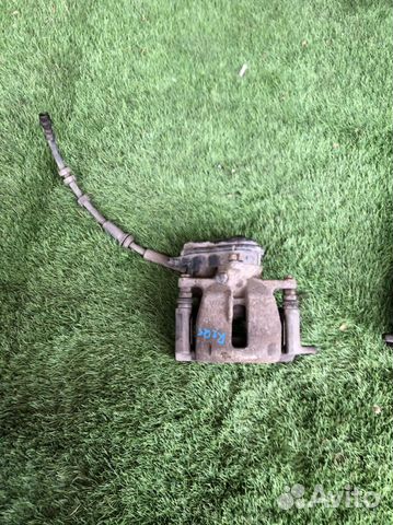 Суппорт задний правый Ауди ку5 / Audi q5