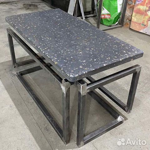 Журнальный стол под бетон