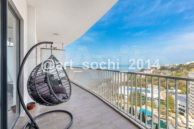 2-к. квартира, 110 м², 18/26 эт.