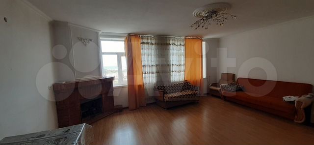 4-к. квартира, 78 м², 2/5 эт.