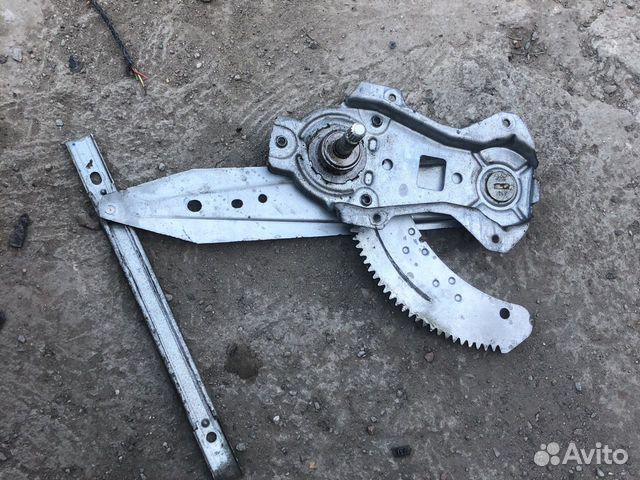 Стеклоподьемник задний левый Nissan Note E11