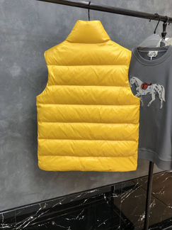 Жилетка moncler