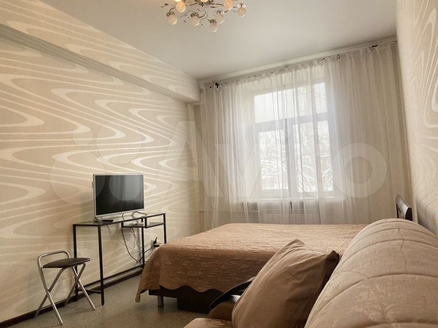 2-к. квартира, 57 м², 2/4 эт.