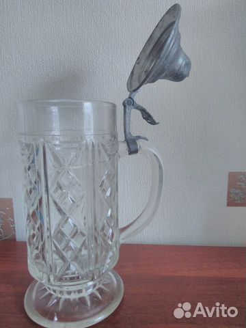 Пивная кружка с крышкой