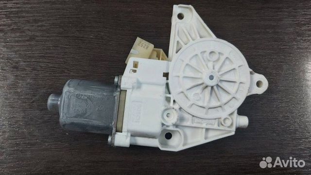 Моторчик стеклоподъемника передний правый Mercedes