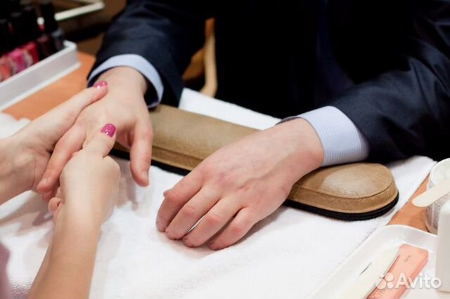 Мастер маникюра, педикюра
