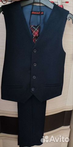 Брюки, жилет и галстук на мальчика