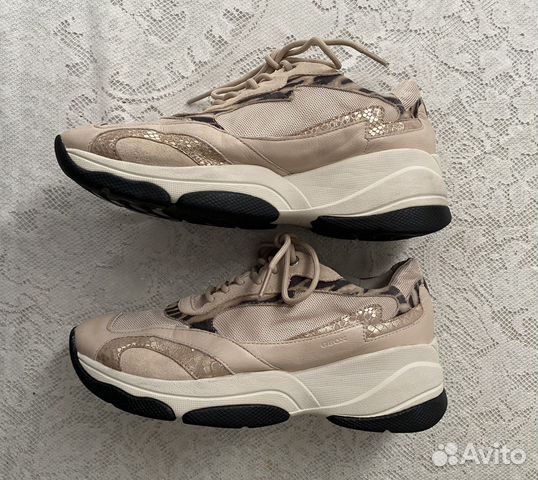 Кроссовки женские 39 Geox