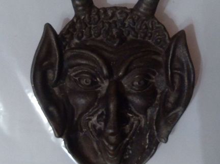 Мифистофель, лик в бронзе, дьявол, черт