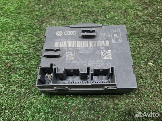 Блок управления задней двери Superb 2 8X0959795B