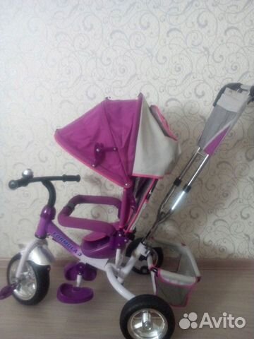 Детский велосипед с ручкой