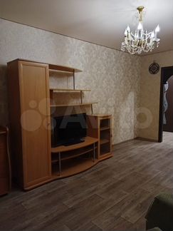 3-к. квартира, 65 м², 2/5 эт.