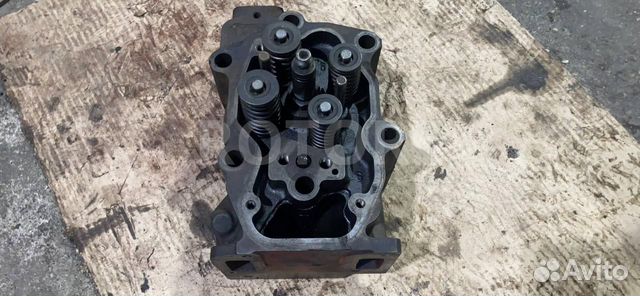 Головка блока цилиндров Scania 124 4 1999 1421743