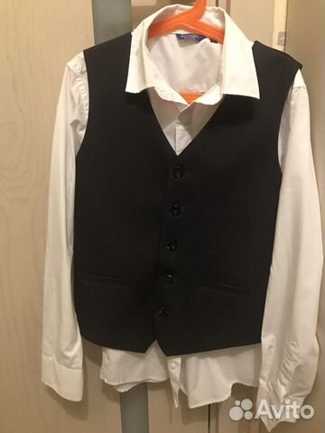 Школьный костюм бу 152 как новый
