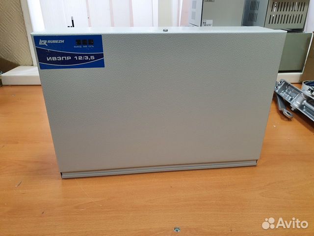 Блок беспер. питания ивэпр 12В 3,5А под 2 акб 17Ач