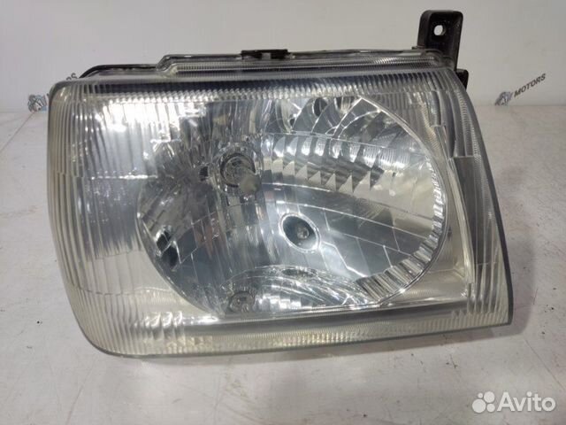 Фара передняя правая Mitsubishi Pajero Mini H58A