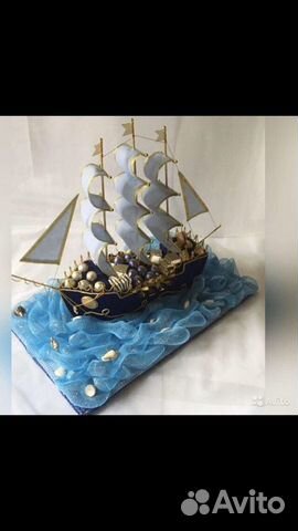 Корабль из конфет