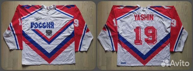 Свитера хоккеистов, только игровые - продам, обмен