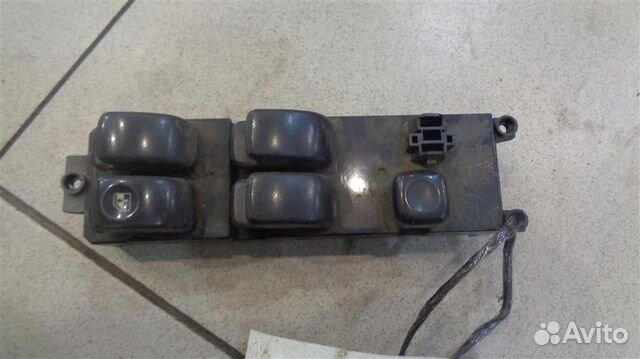 Блок управления стеклоподъемниками передний левый