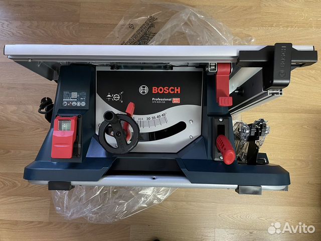 Распиловочный стол Bosch GTS 635-216 новый