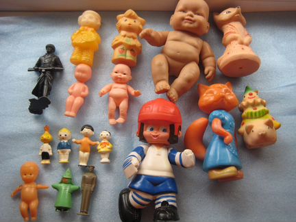 Солдатики, пупсы, фигурки СССР