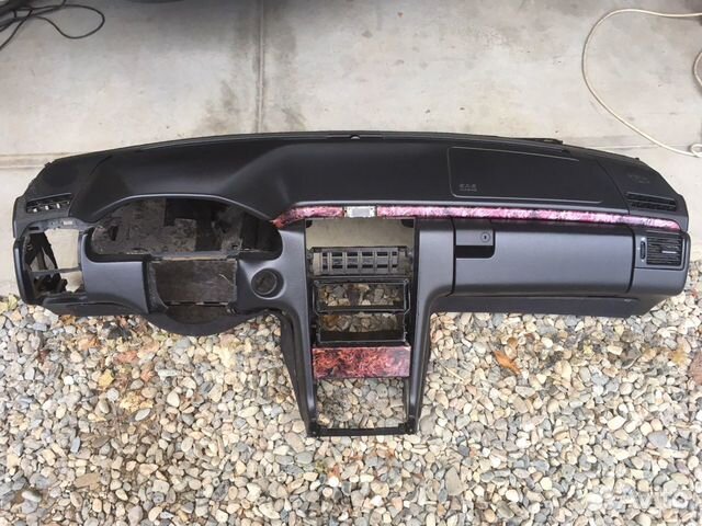 Панель Мерседес w210