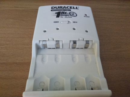 Зарядное устройство Duracell CEF80ktneu