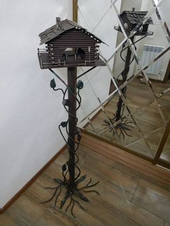 Кормушка из металла. Эксклюзив