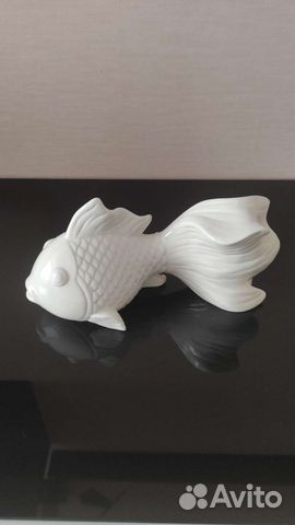 Статуэтка фарфор новая