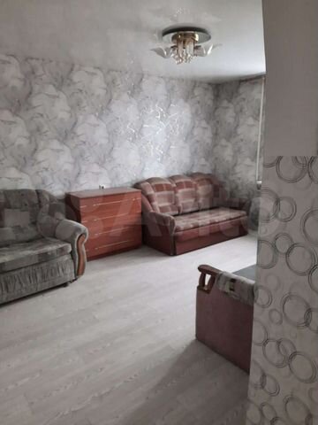 4-к. квартира, 70 м², 8/10 эт.