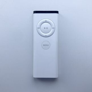 Пульт Apple Remote