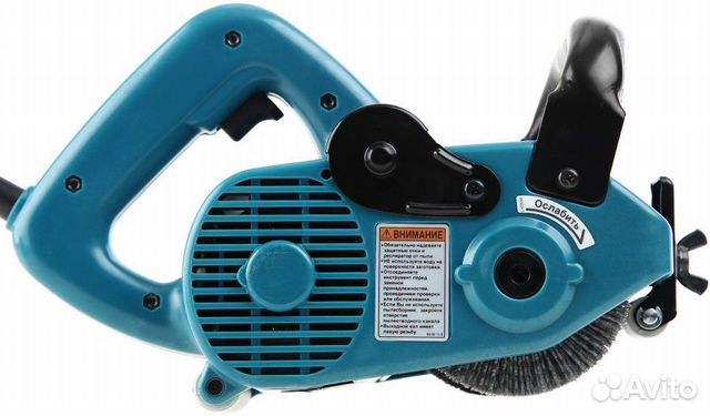 Щеточная шлифовальная машина makita