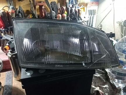 Фара Toyota Granvia