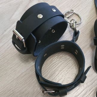 Ошейник с поводком и наручники кожа