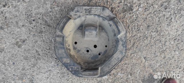 Держатель запасного колеса Honda Stream RN1