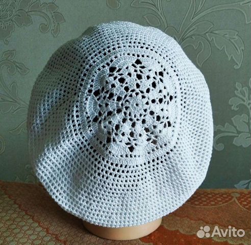 Берет ажурный