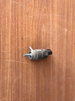 Насос омывателя фар Nissan Qashqai J10