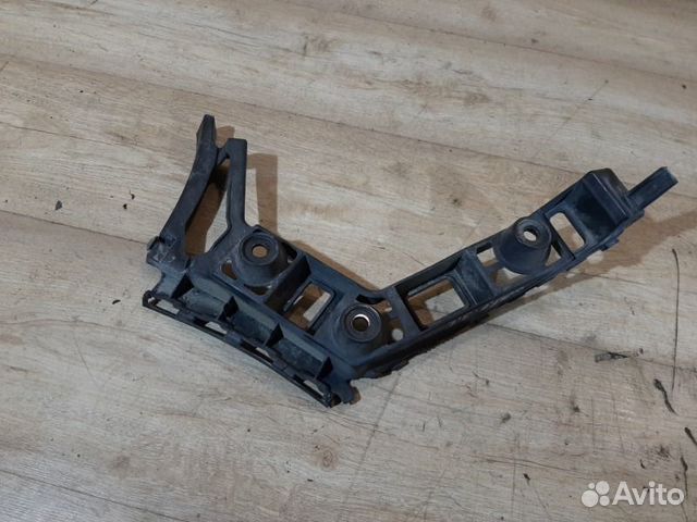 Кронштейн бампера задний левый Volkswagen Golf 6