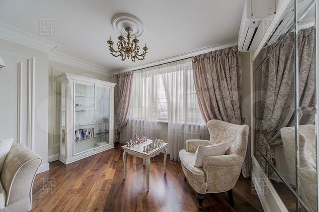 6-к. квартира, 140 м², 20/20 эт.