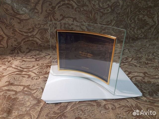 Фоторамка стеклянная полукруглая в коробке