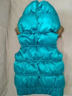 Теплый жилет Old Navy на 6-8 лет