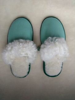 Женские кожаные тапочки из овчины