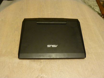 Игровой ноут с 3D-матрицей Asus Lamborgini Еd